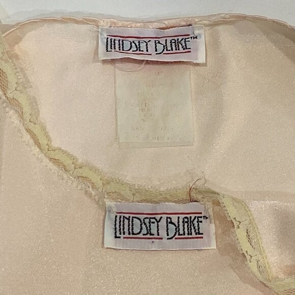 Vintage Lindsey Blake Short Satin Robe Nightgown Set Size M Lace Trim Pale Pink - Picture 9 of 14